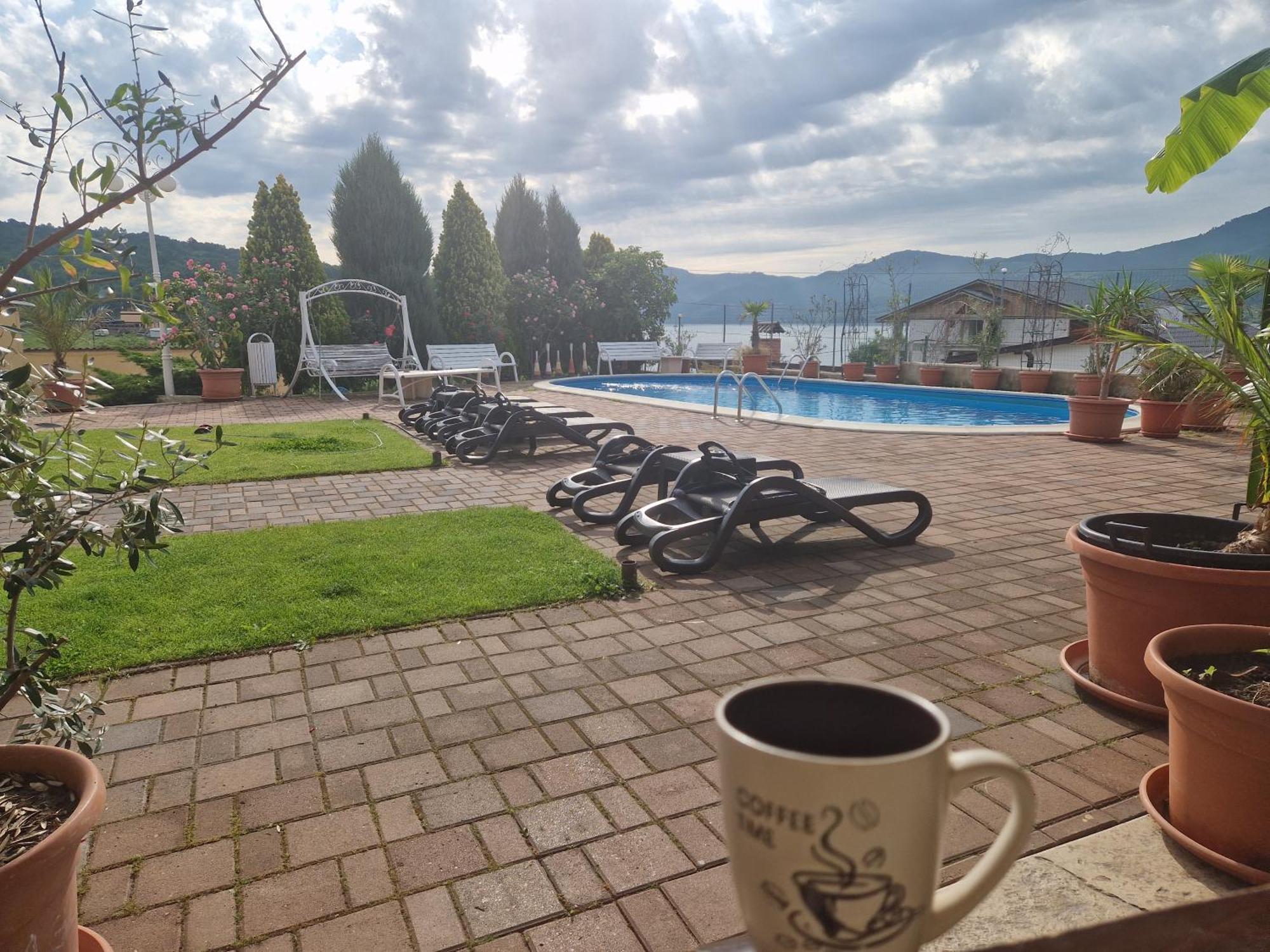 Hotel Casa Marina Ieşelniţa Esterno foto