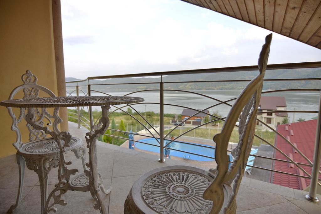 Hotel Casa Marina Ieşelniţa Esterno foto