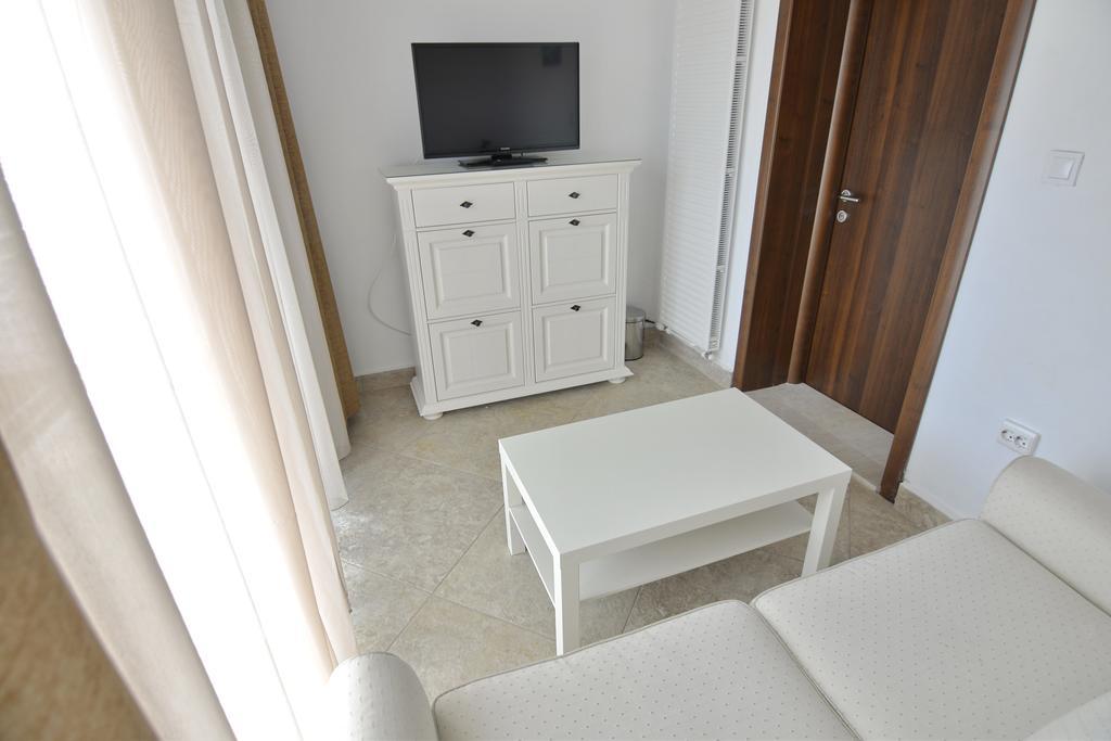 Hotel Casa Marina Ieşelniţa Esterno foto