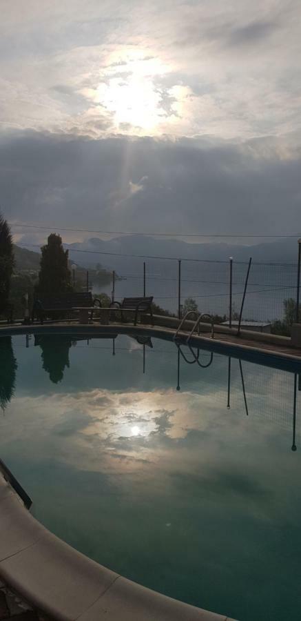 Hotel Casa Marina Ieşelniţa Esterno foto